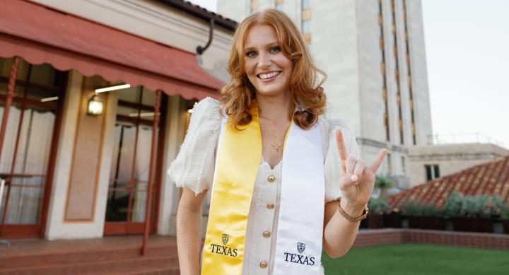 Grace Kelly giving the hook ‘em